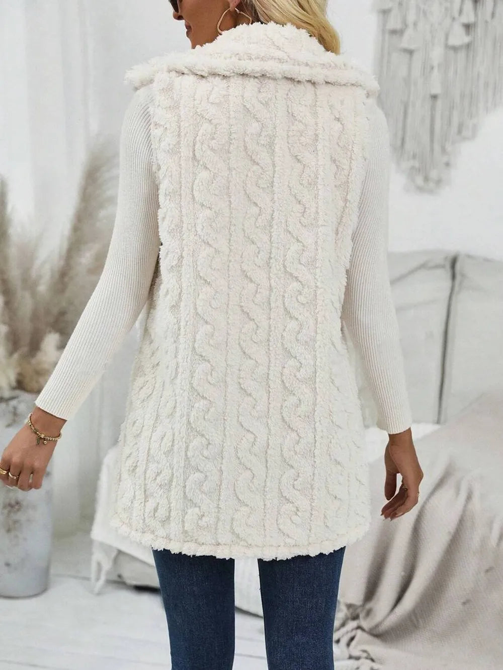 8fbcdd9a-118b-4260-bfb8-6fb0598213aa-Max