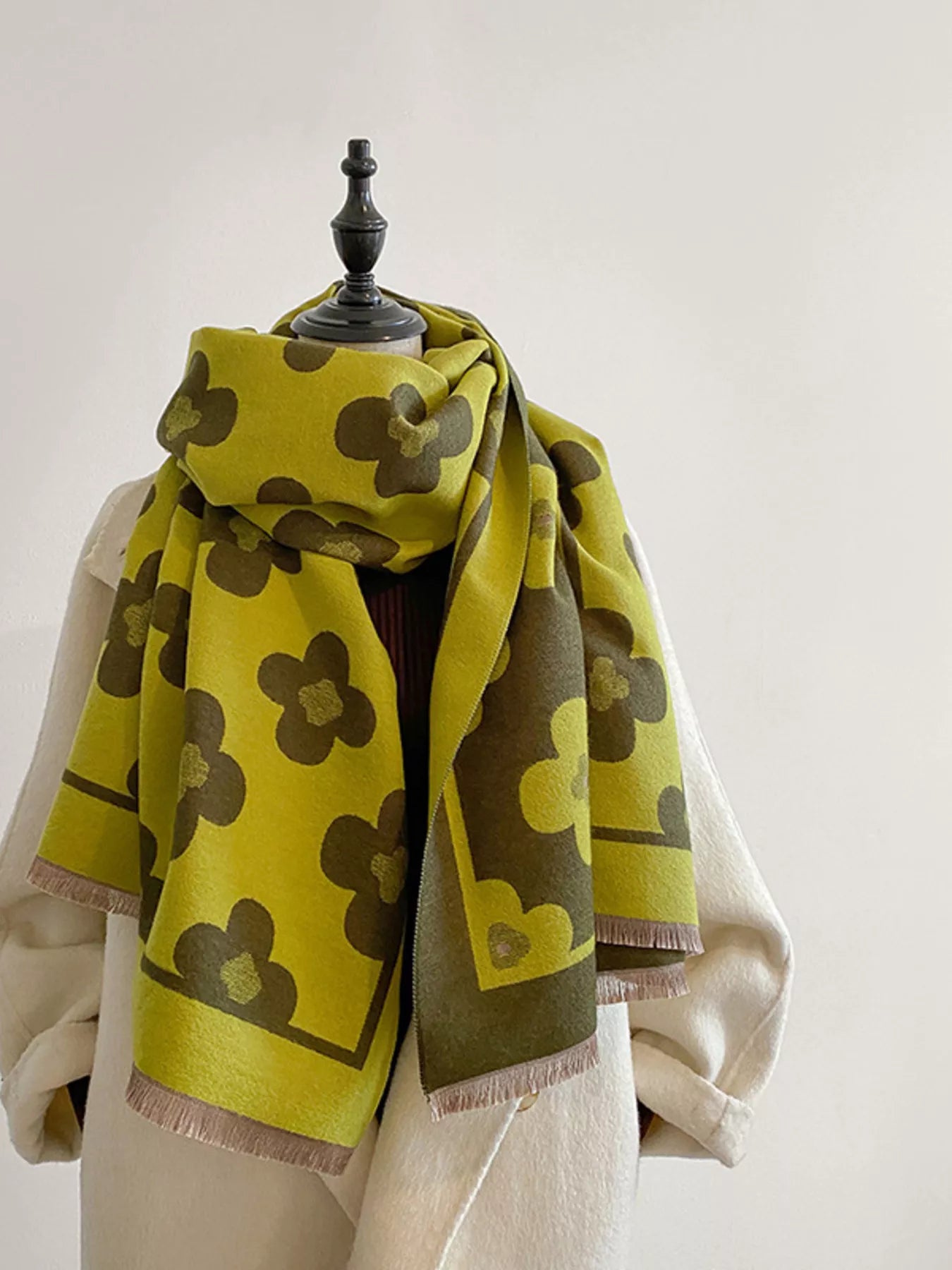 44e9f11dfa5e4c32bd3bbad202a04df3-Max-Origin