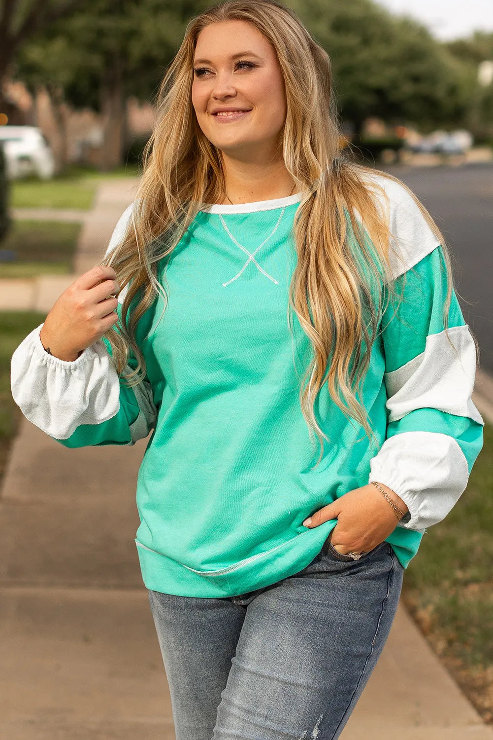 Plus Size Exposed Seam Color Block Long Sleeve Sweatshirt