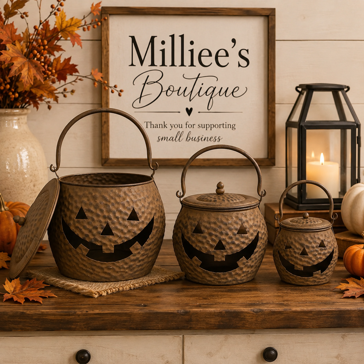 Hammered Rust Metal Jack-O’-Lantern Cauldrons with Lids – Set of 3